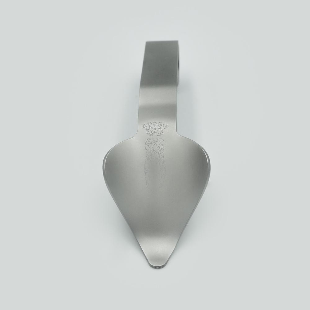 Maxillary Tuberosity Retractor