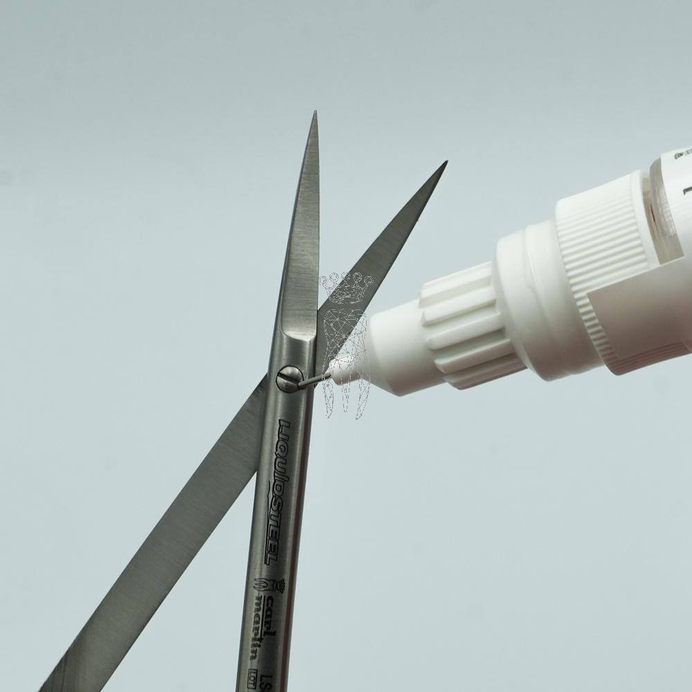 2 Oil-Pens for instrument care à 18ml