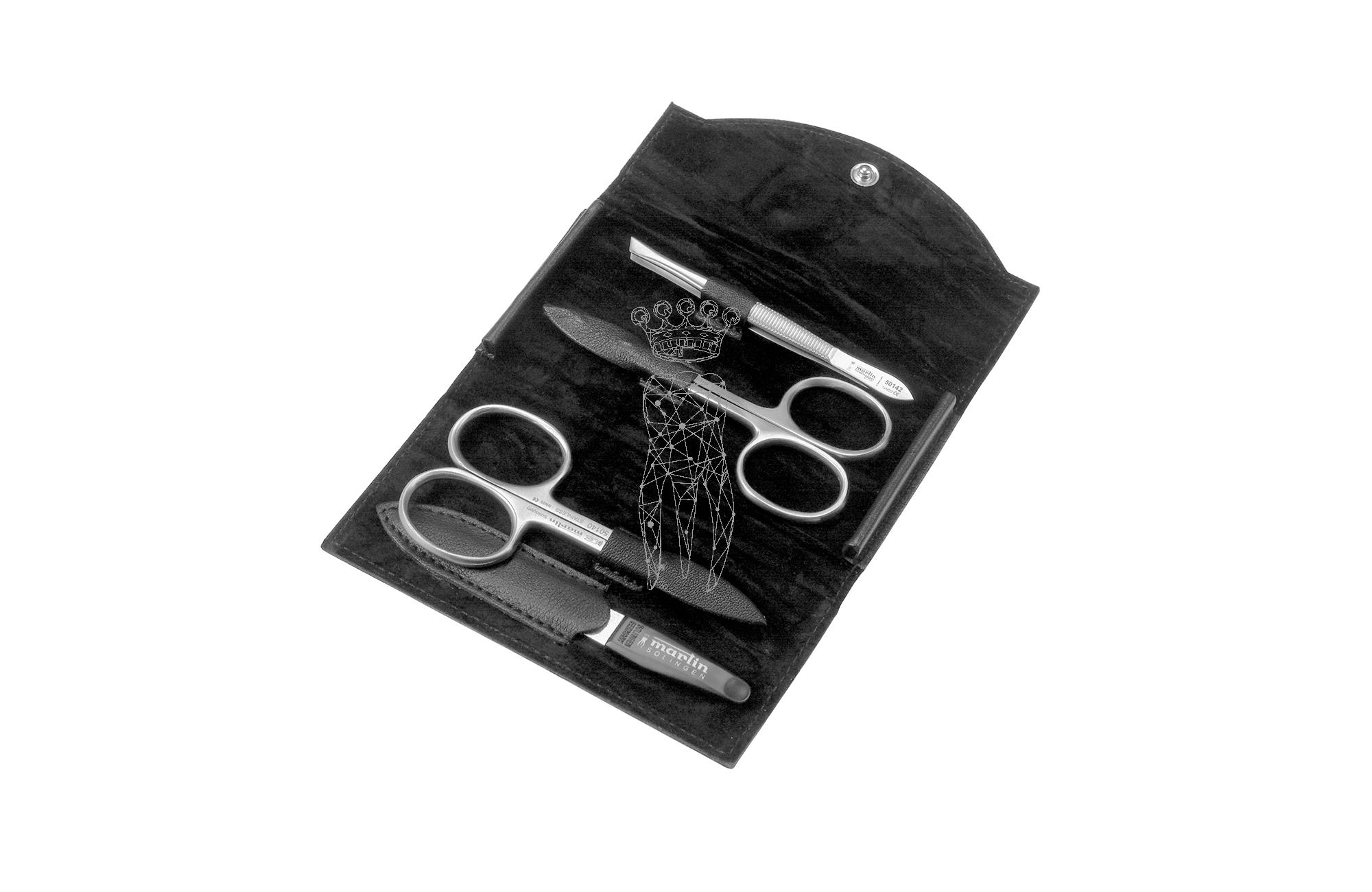 Set scissors,tweezers and file