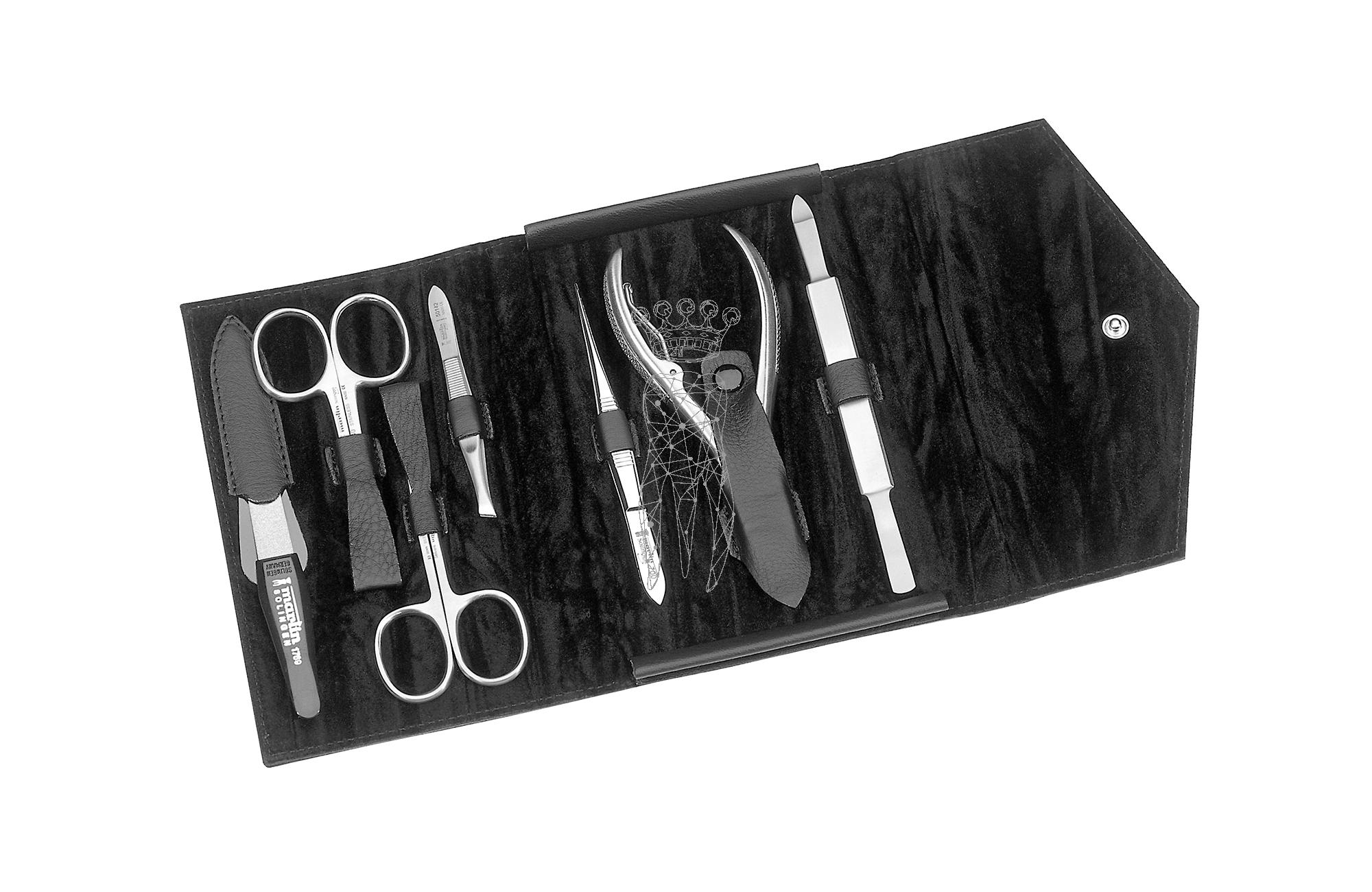 Set scissors,file,tweezers